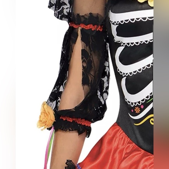 DAY OF THE DEAD SEÑORITA - Picture 3 of 12